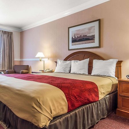 Econo Lodge Castro Valley I-580 Экстерьер фото