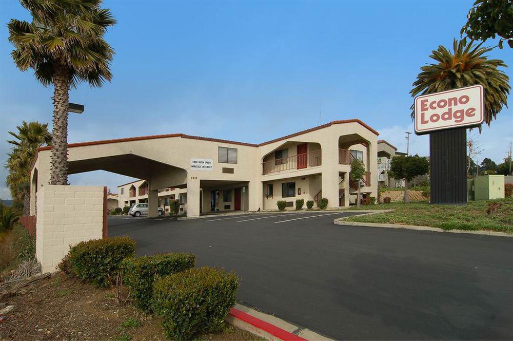 Econo Lodge Castro Valley I-580 Экстерьер фото