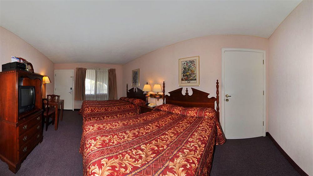 Econo Lodge Castro Valley I-580 Экстерьер фото